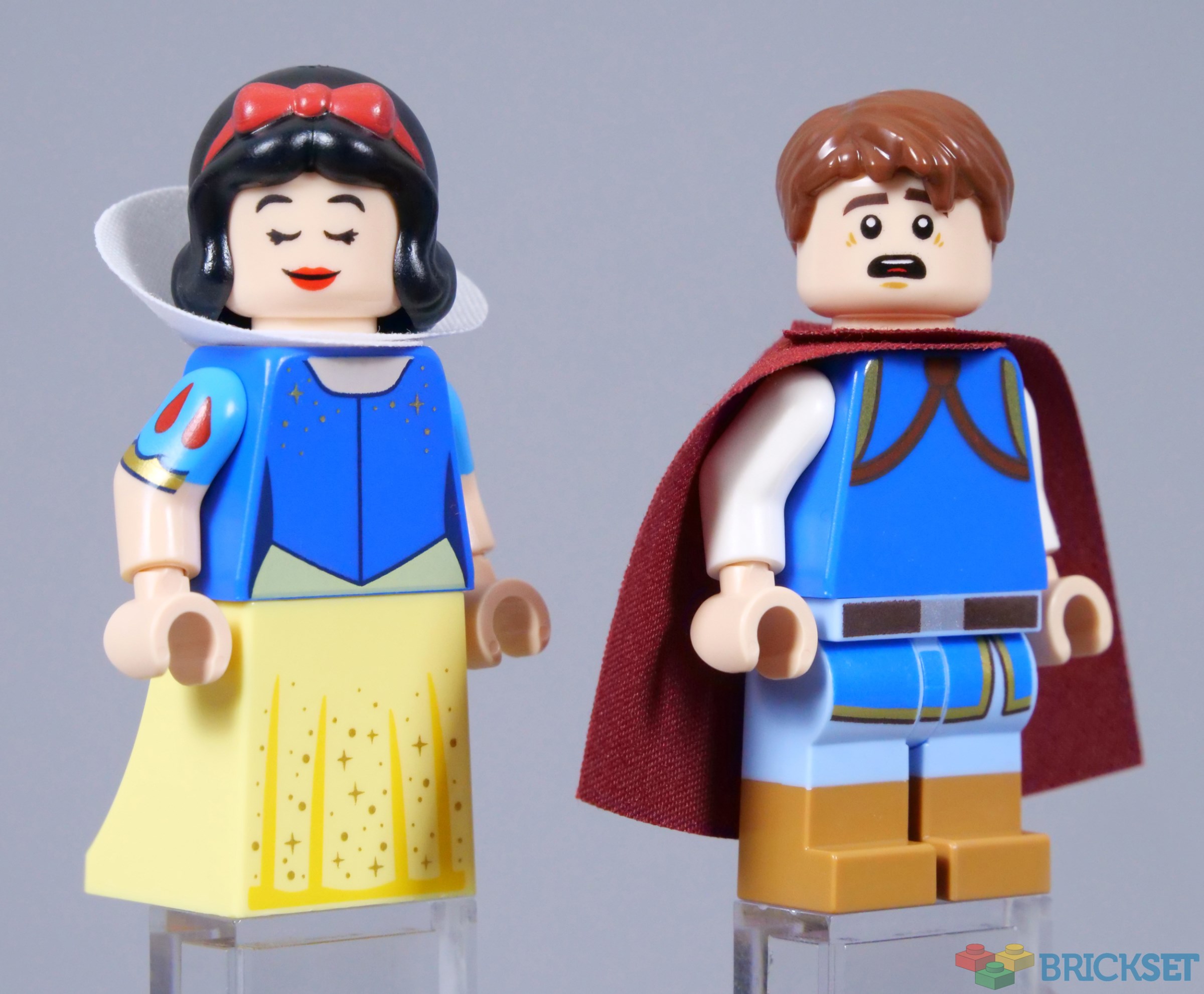 LEGO 43242 Snow White and the Seven Dwarfs' Cottage review | Brickset